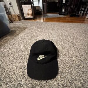 Nike adjustable hat vintage